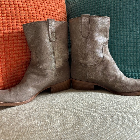 Jimmy Choo Shimmer Leather Ankle Boots Size 38 1/2 - Picture 2 of 9